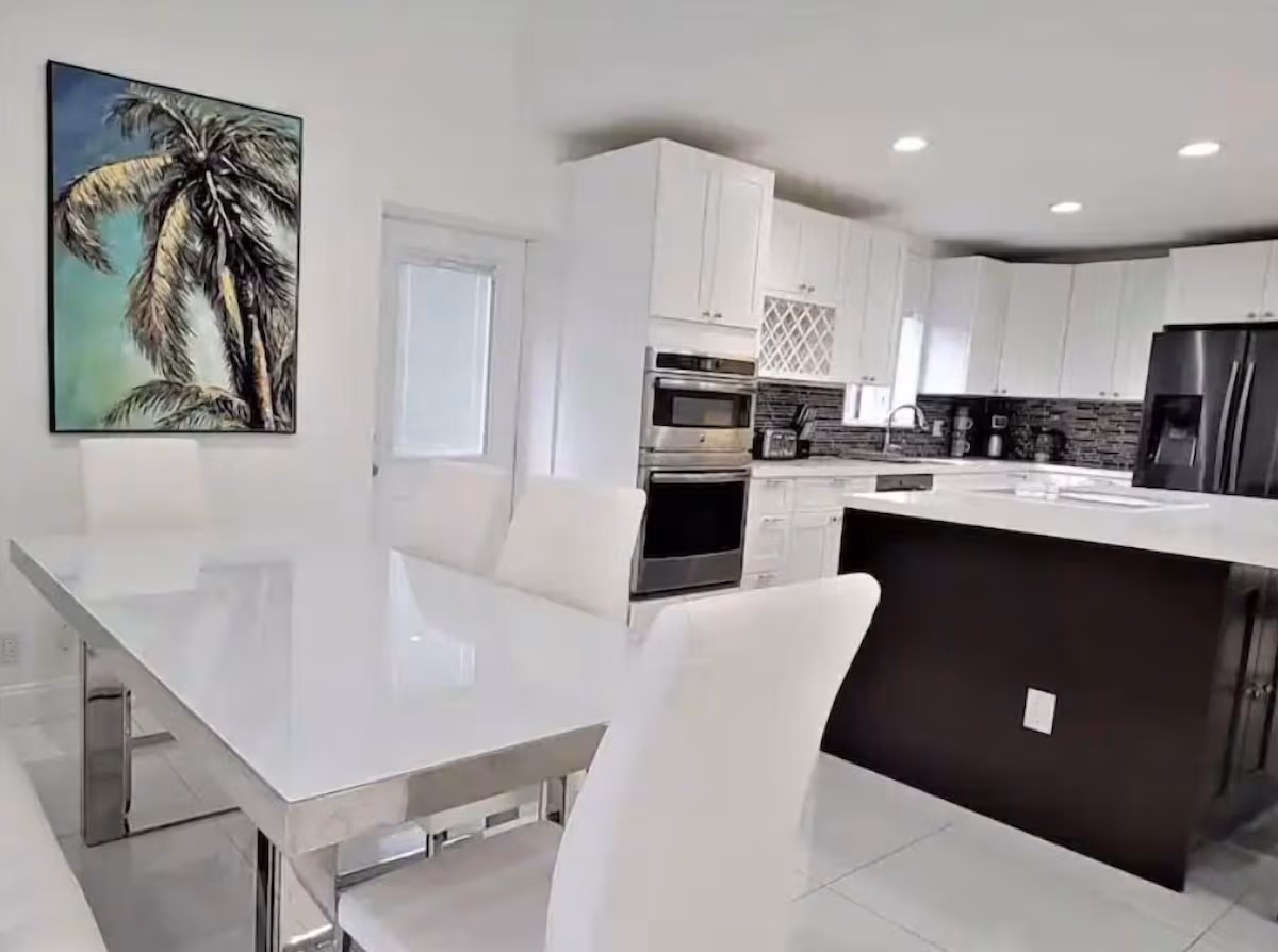 Photo 13 of the furnished rental at 1448 NW 111th Way Coral Springs FL