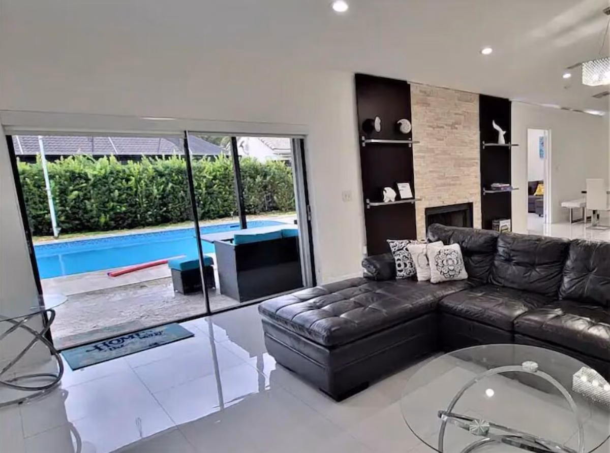 Photo 7 of the furnished rental at 1448 NW 111th Way Coral Springs FL